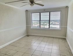  W Ashley St Apt 1606