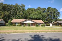 Crossett