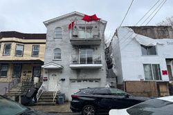  Myrtle Ave