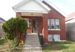 N Leclaire Ave