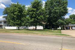  S Main St