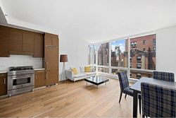  Lexington Ave Apt 14a