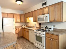  Randolph St Apt D9