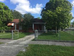  Sw 38th St