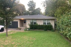  Forest Oaks Dr