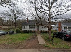  Pinewood Ave