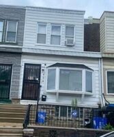  Roselyn St