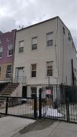  Pulaski St