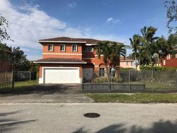  Sw 32nd Ln
