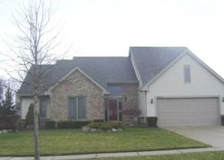  Queensbury Dr