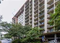  Powell Ln Unit 306