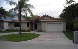  S Riverside Dr