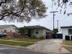  N Bellflower Blvd