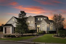  W Warwick Lake Ln