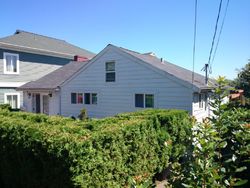  33rd Ave Sw