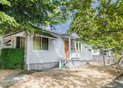  N Cedar St