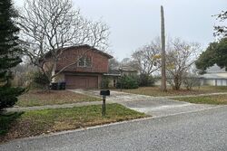  Bluestar Cir