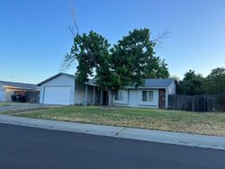  Newhall Dr