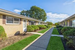  Valley Stream Dr Apt 