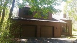  Pine Woods Ct
