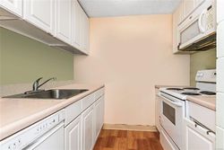  Kahuhipa St Apt B110