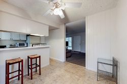  Oak Terrace Ct Apt 11