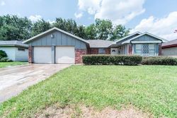 W Fondren Cir
