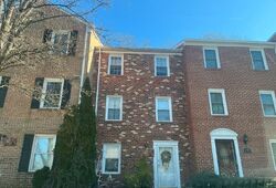  N Park Ct