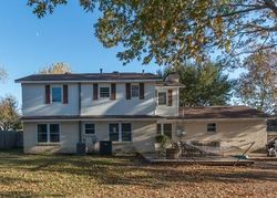  Greenbriar Ln