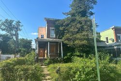  W Mosher St