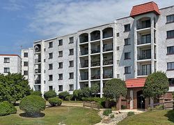  Plum Creek Dr Apt 301