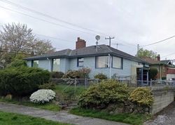  32nd Ave Nw