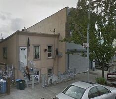  30th St