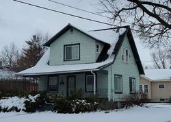  E Maple Ave
