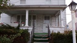  N Hudson St