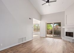  N 73rd Pl