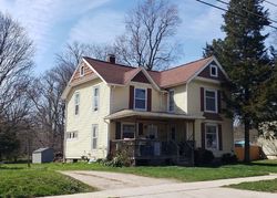  S Lincoln St