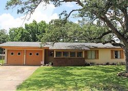  Pin Oak St