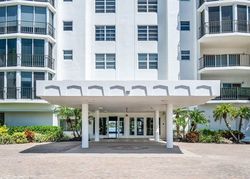  Seasage Dr Apt 402
