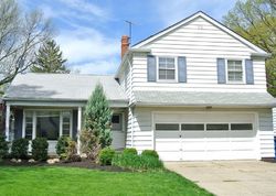  W 202nd St