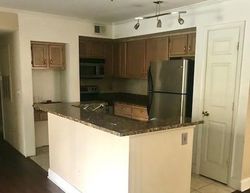  N Pin Oak Pl Apt 114