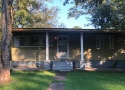  Meadowbrook Dr