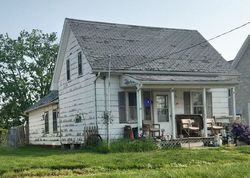  E Vernon St