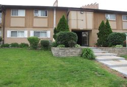  E Old Willow Rd Apt 1