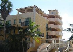  Collins Ave Apt 201