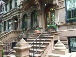  W 87th St