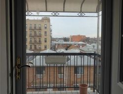  W 4th St Apt 4r