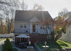  Lakeview Dr