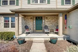  Triple Crown Ct