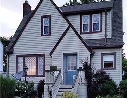 Stratford Dr